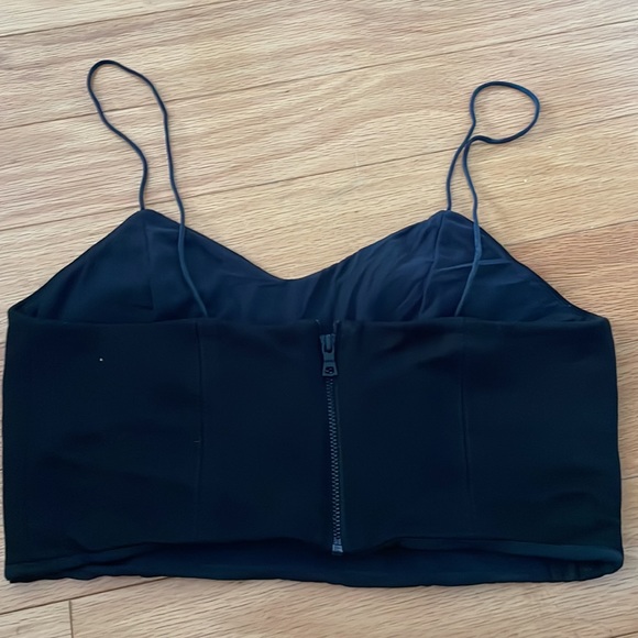 Alice and Olivia black crop top. Size Small. - Picture 2 of 3